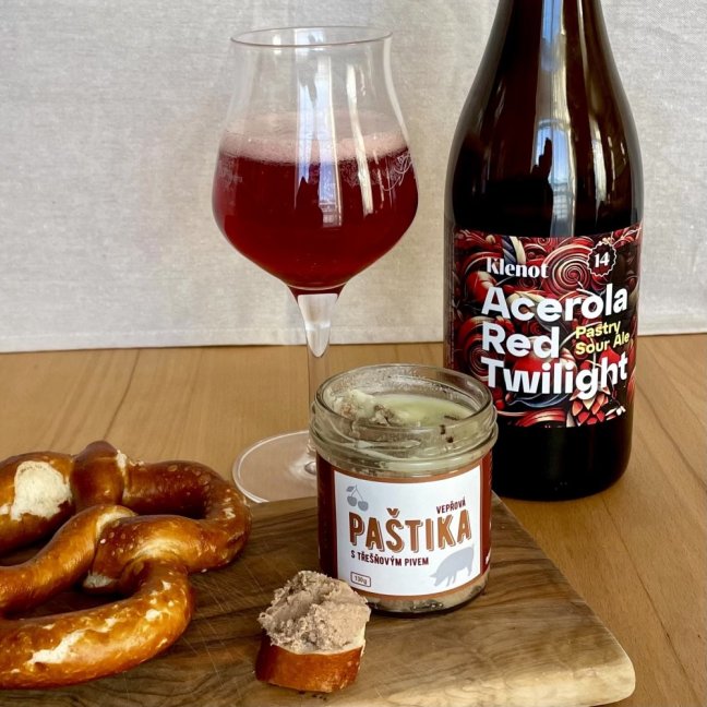 Paštika s třešňovým pivem